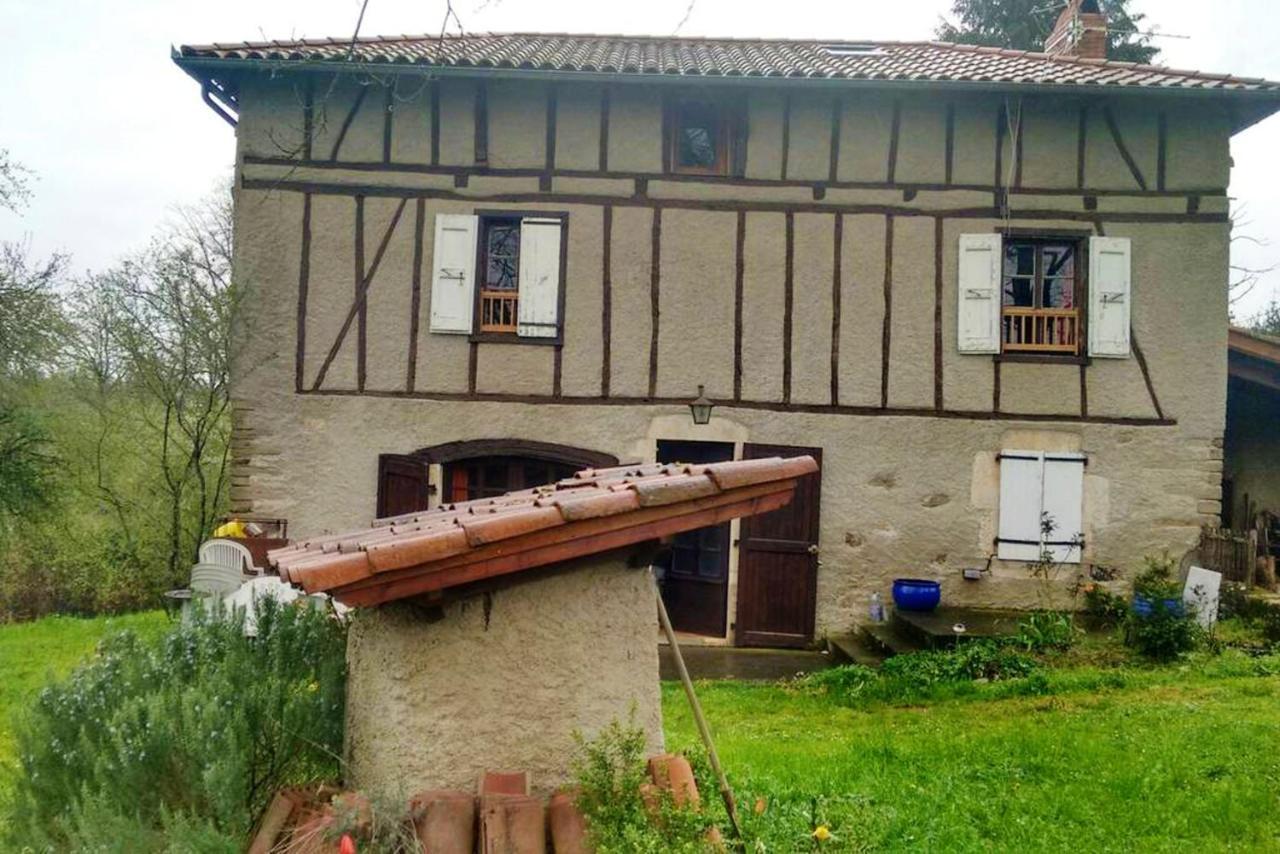 Maison Spacieuse A St Constant Fournoules Avec Jardin Saint-Constant Exteriér fotografie